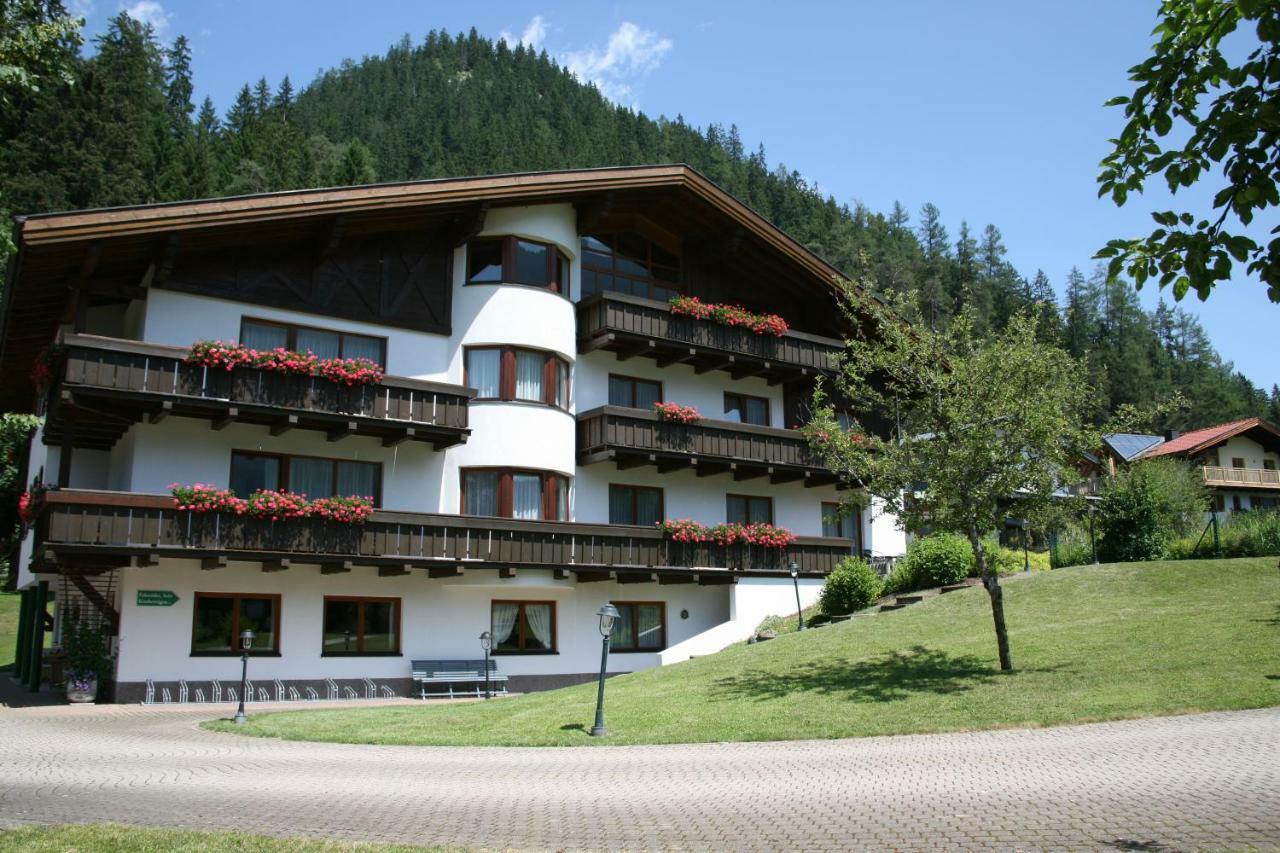 Apartmán Haus Montana Elbigenalp Exteriér fotografie